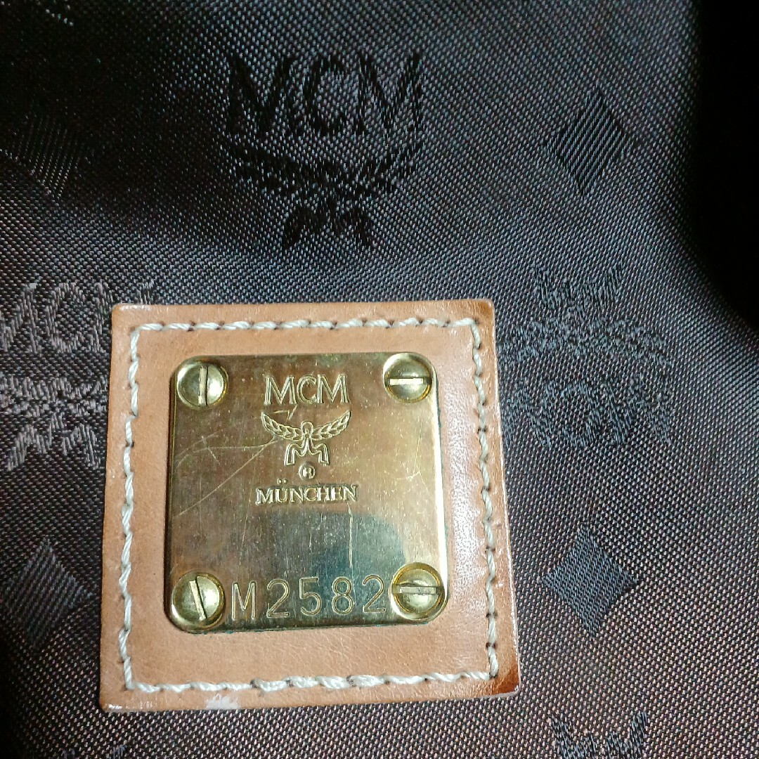 美品❗エムシーエム　MCM  ボストンバッグ　大容量