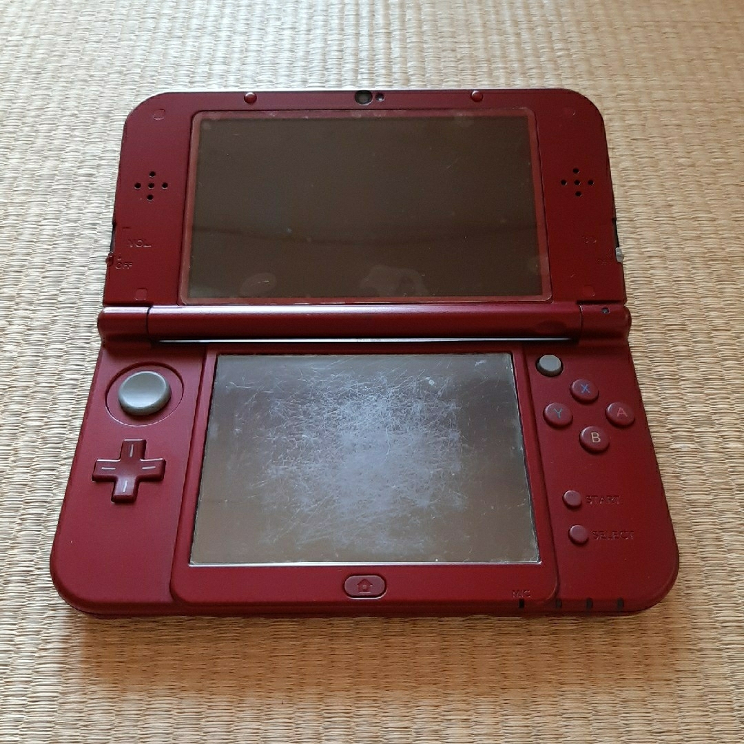 ニンテンドー3DSLL　メタリックレッド 1