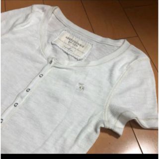 アバクロ(Abercrombie&Fitch) ヘンリーネックの通販 100点以上 ...