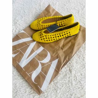 ザラ(ZARA)の新品　ZARA ザラ　パンプス　バレエシューズ　フラットシューズ　人気　完売(バレエシューズ)