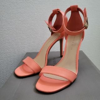 チャールズアンドキース(Charles and Keith)の【送料込】CHARLES&KEITH　サンダル 【23.5cm】(サンダル)