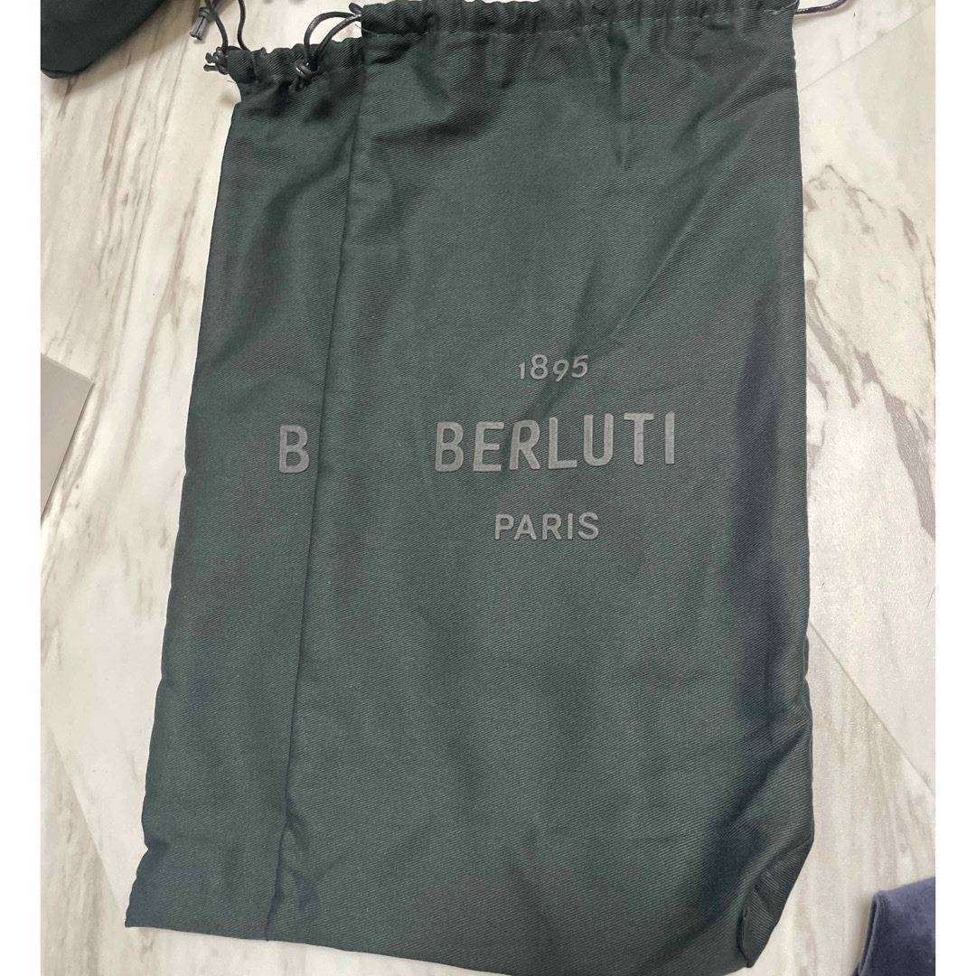BERLUTI(ベルルッティ)のベルルッティ シューズカバー メンズの靴/シューズ(その他)の商品写真