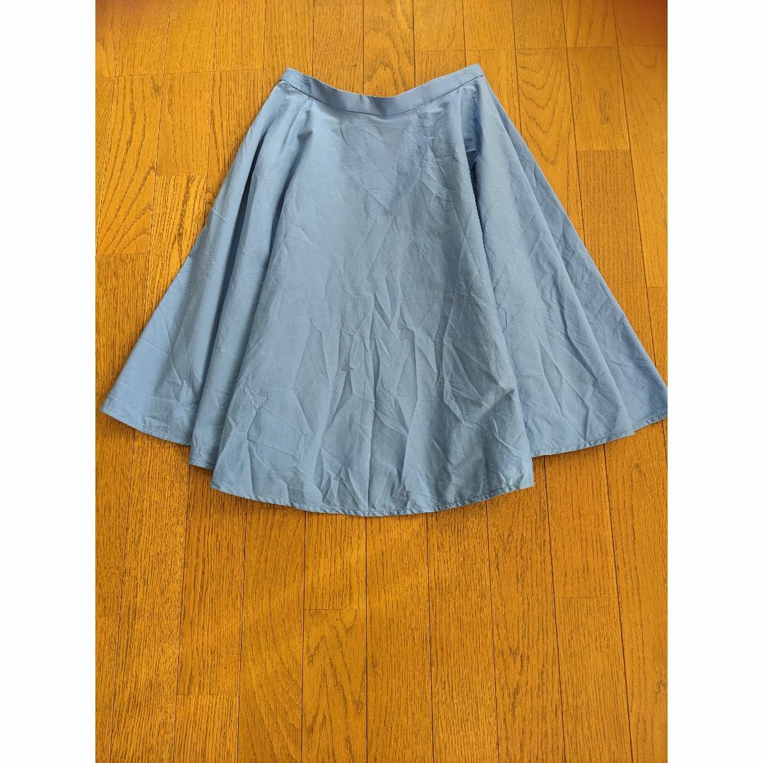 Ballsey(ボールジィ)のBallsey サーキュラースカート☆膝丈　ブルー　サイズ36 レディースのスカート(ひざ丈スカート)の商品写真