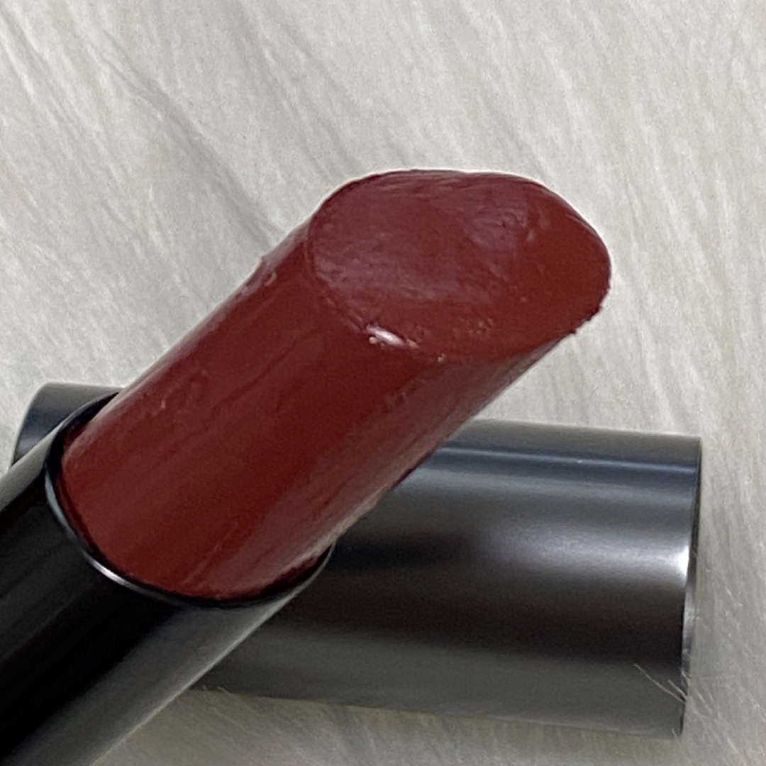 AUBE(オーブ)のAUBE タイムレスカラーリップ  ブラウンレッド 01 コスメ/美容のベースメイク/化粧品(口紅)の商品写真