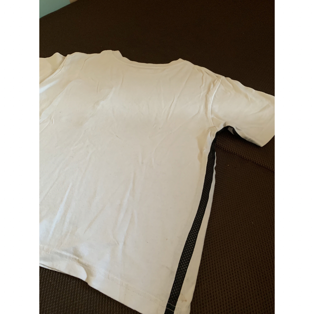 GU(ジーユー)のGU 半袖Tシャツ140センチ キッズ/ベビー/マタニティのキッズ服男の子用(90cm~)(Tシャツ/カットソー)の商品写真