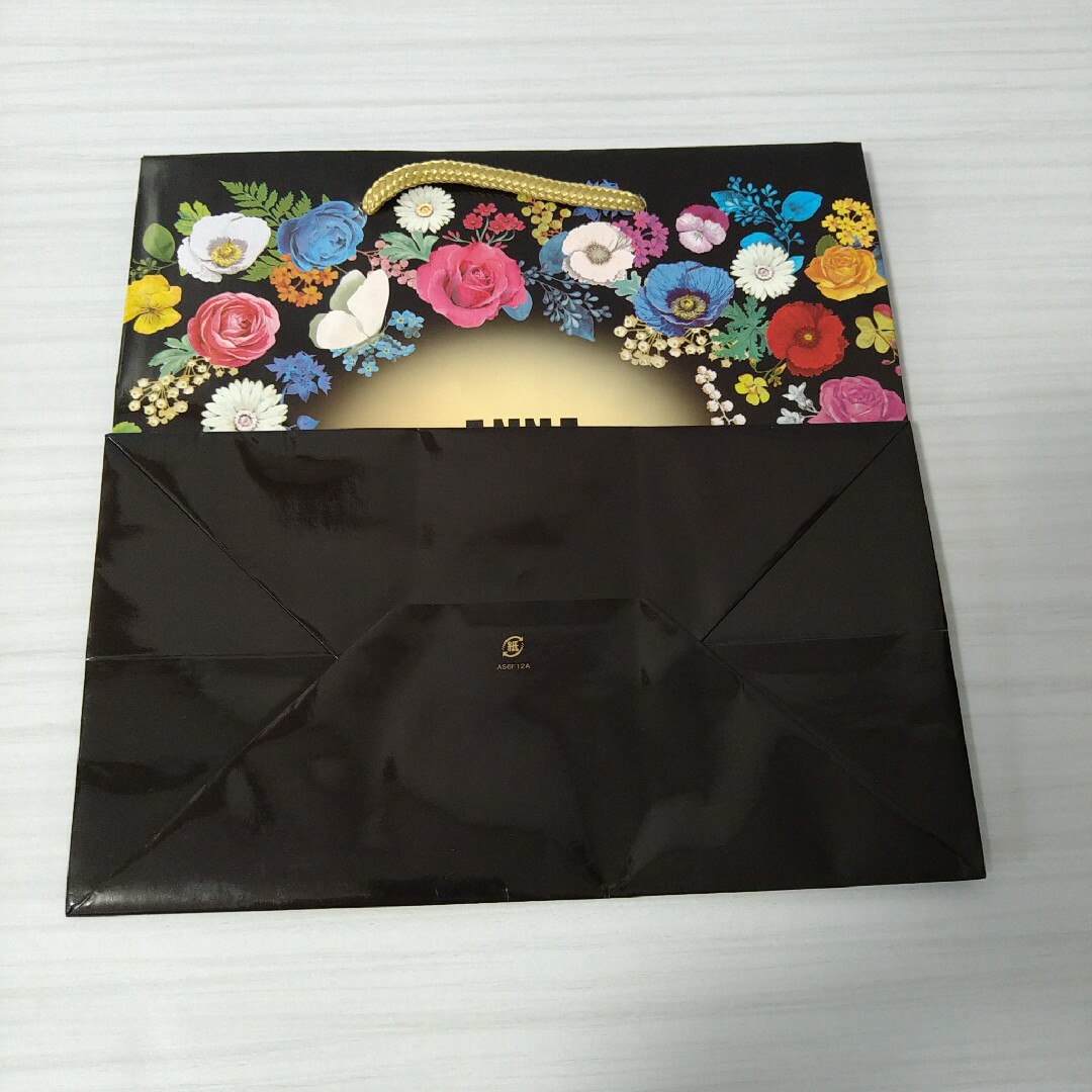 ANNA SUI(アナスイ)のANNA SUI紙袋（4種類のサイズ） レディースのバッグ(ショップ袋)の商品写真