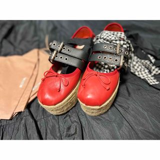 ミュウミュウ エスパドリーユの通販 68点 | miumiuを買うならラクマ