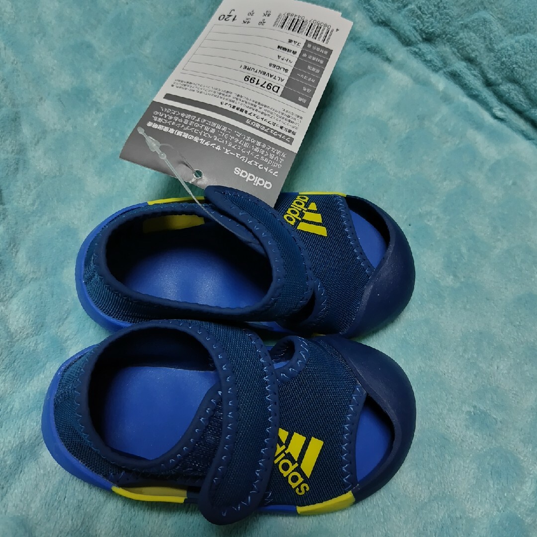 adidas(アディダス)の☆新品☆ 12 マリンシューズ サンダル キッズ/ベビー/マタニティのベビー靴/シューズ(~14cm)(サンダル)の商品写真