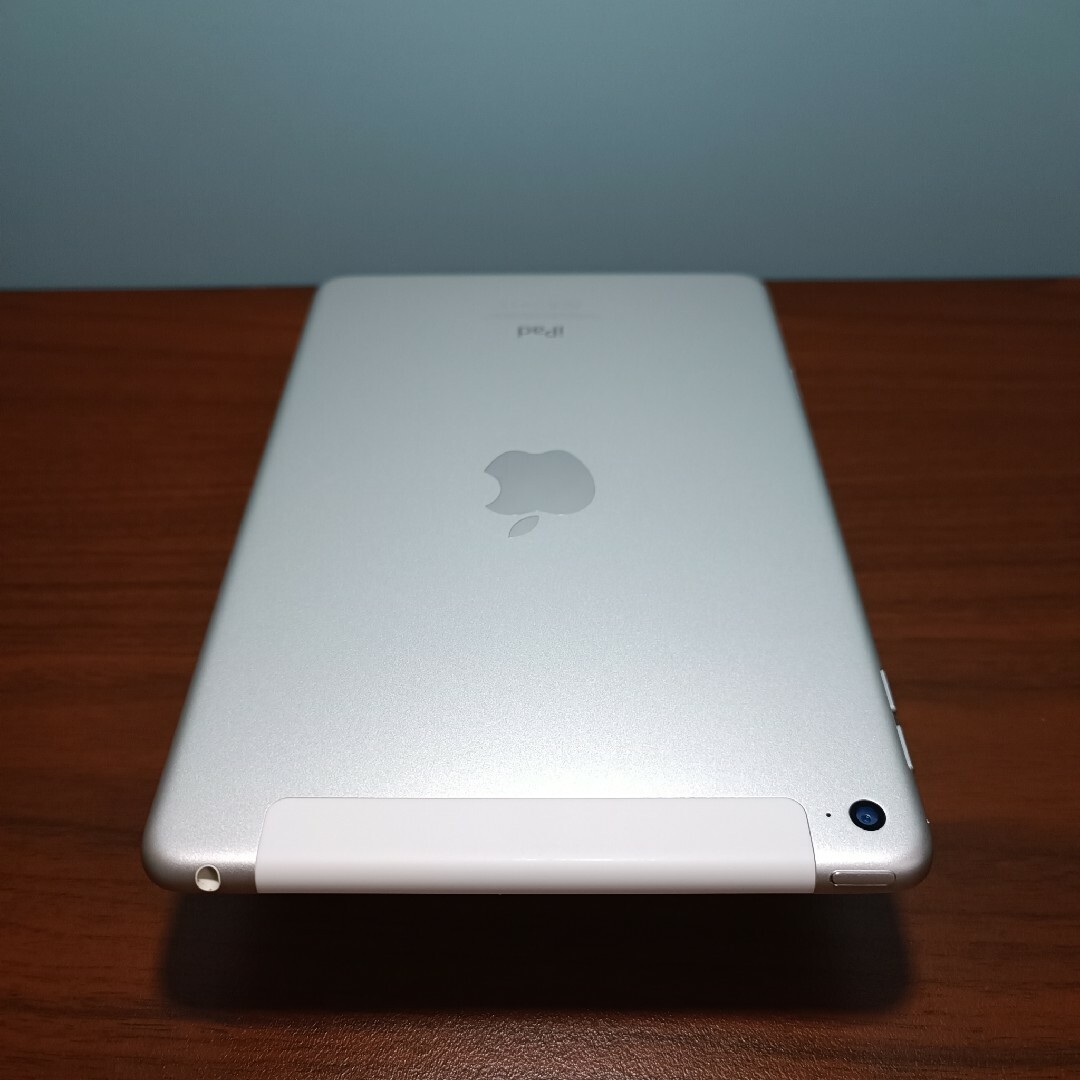 (美品) iPad Mini4 WiFi Simフリー128GB キーボード付き