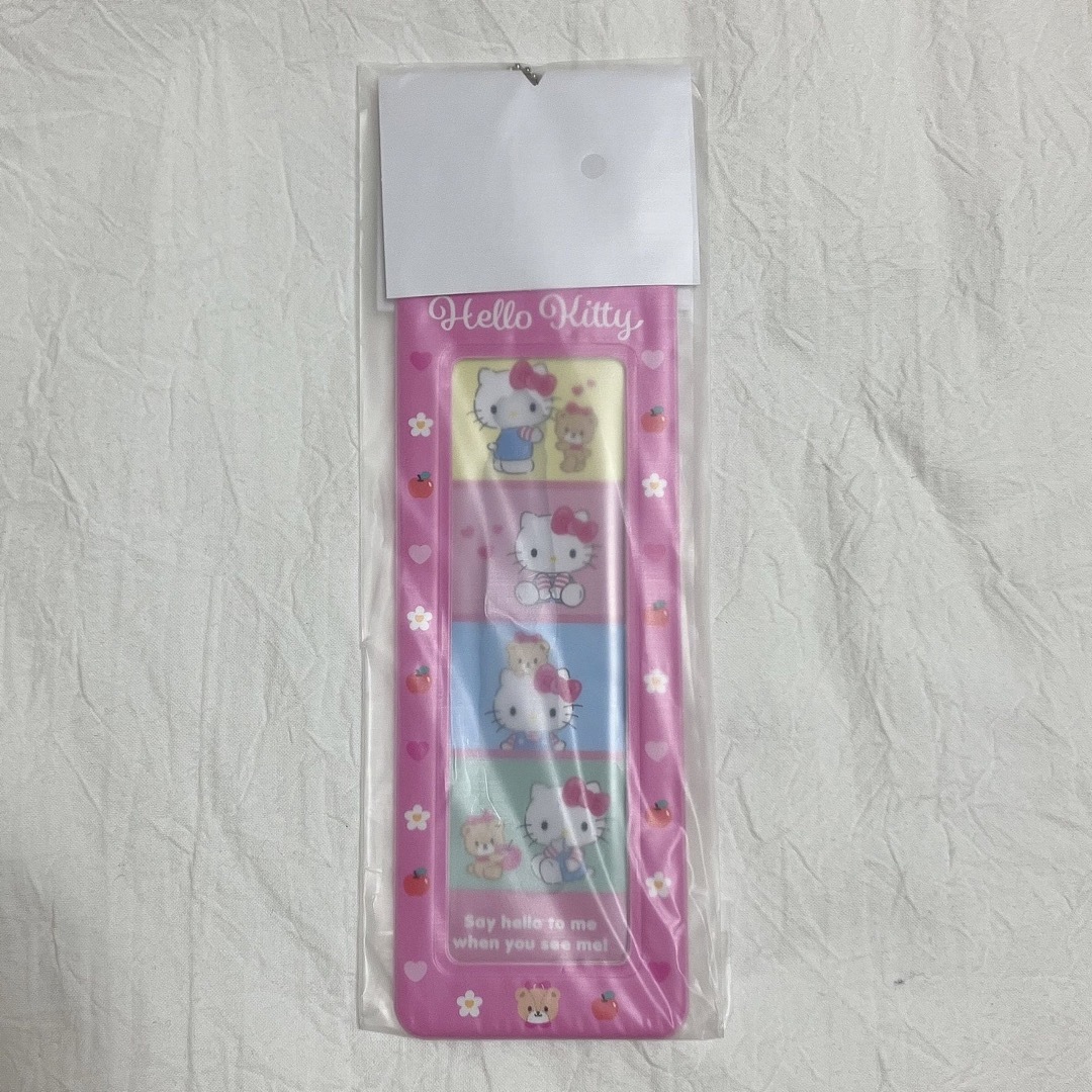サンリオ 4カットフォト用ホルダー キティ エンタメ/ホビーのおもちゃ/ぬいぐるみ(キャラクターグッズ)の商品写真