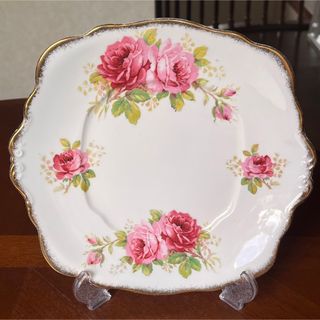 ロイヤルアルバート(ROYAL ALBERT)の【レア美品】ロイヤルアルバート★アメリカンビューティー★手付きプレート(食器)