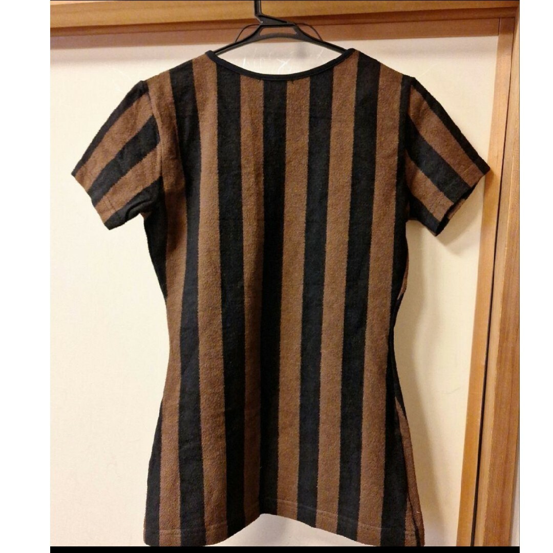 FENDI(フェンディ)の新品　FENDI　フェンディ　44　ペカン柄　半袖　カットソー　Tシャツ　L レディースのトップス(カットソー(半袖/袖なし))の商品写真