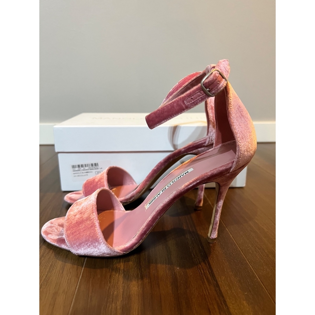 美品マノロブラニクストラップサンダル37.5 manolo blahnik