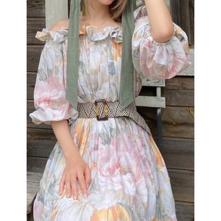 h&m ワンピース  フリル　レディース  花柄　xs