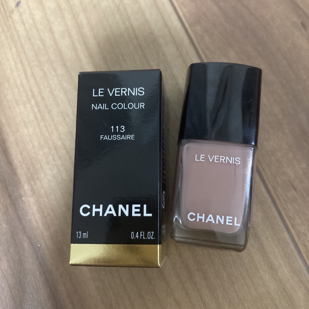 CHANEL(シャネル)のヴェルニ113 コスメ/美容のネイル(マニキュア)の商品写真