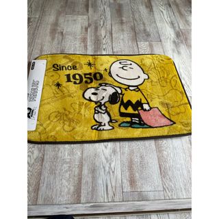 スヌーピー(SNOOPY)のSNOOPY  フカフカ　マット(キャラクターグッズ)