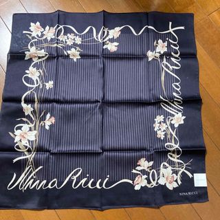 ニナリッチ(NINA RICCI)の【新品】ニナリッチ　大判ハンカチ　スカーフ(ハンカチ)