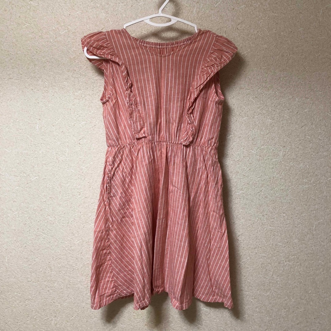 140サイズのワンピース キッズ/ベビー/マタニティのキッズ服女の子用(90cm~)(ワンピース)の商品写真