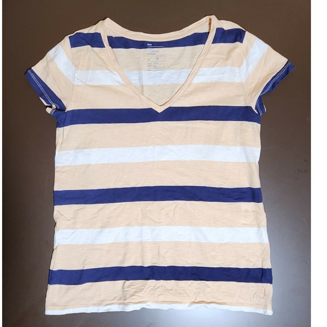 GAP(ギャップ)の【美品】GAP　VネックTシャツ　サイズ：M レディースのトップス(Tシャツ(半袖/袖なし))の商品写真