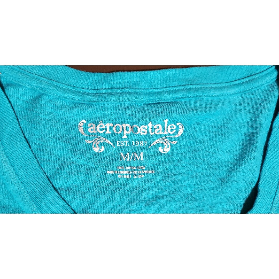 AEROPOSTALE(エアロポステール)の【新品】AEROPOSTALE　Vネック Tシャツ　サイズUS:M ターコイズ レディースのトップス(Tシャツ(半袖/袖なし))の商品写真