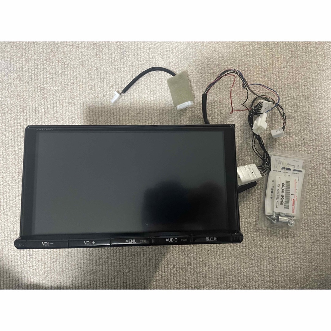 カーナビ/カーテレビトヨタ純正 T-connect9インチナビ  NSZT-Y66T 美品