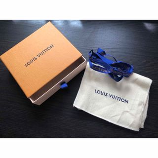 ルイヴィトン(LOUIS VUITTON)の【LOUIS VUITTON】空箱、布、リボンセット(小物入れ)