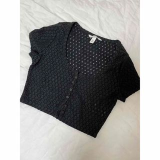 エイチアンドエム(H&M)のH&M✳︎クロップド✳︎カーデ✳︎ショート丈(カットソー(半袖/袖なし))