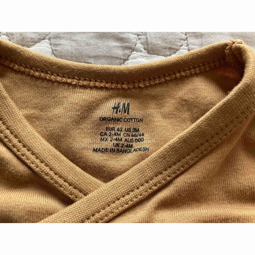 H&M(エイチアンドエム)のH&M ラップボディスーツ コットンパンツ 60 キッズ/ベビー/マタニティのベビー服(~85cm)(肌着/下着)の商品写真