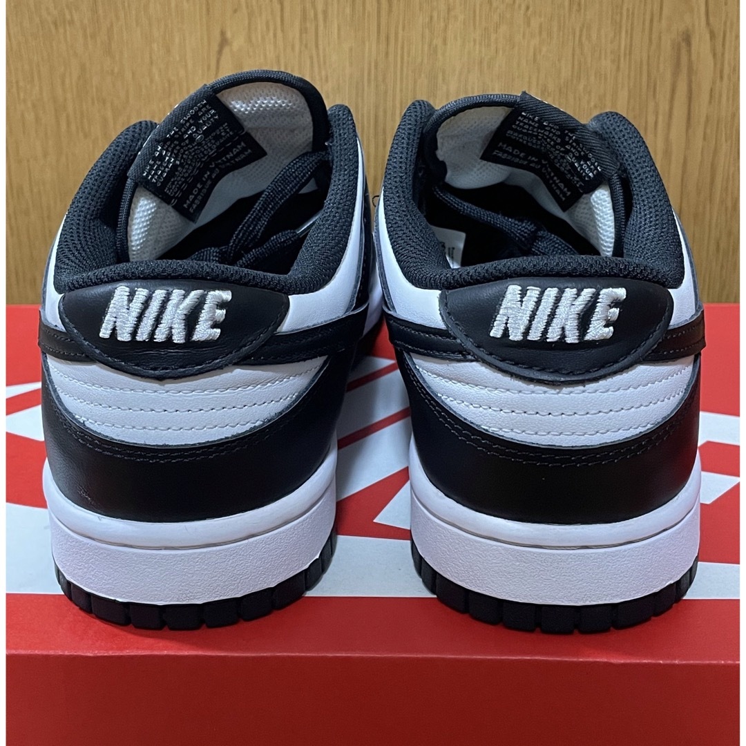 NIKE(ナイキ)のWmns Nike Dunk Low レディースの靴/シューズ(スニーカー)の商品写真