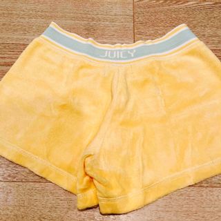 ジューシークチュール(Juicy Couture)のジューシークチュール ショートパンツ 黄色(ショートパンツ)