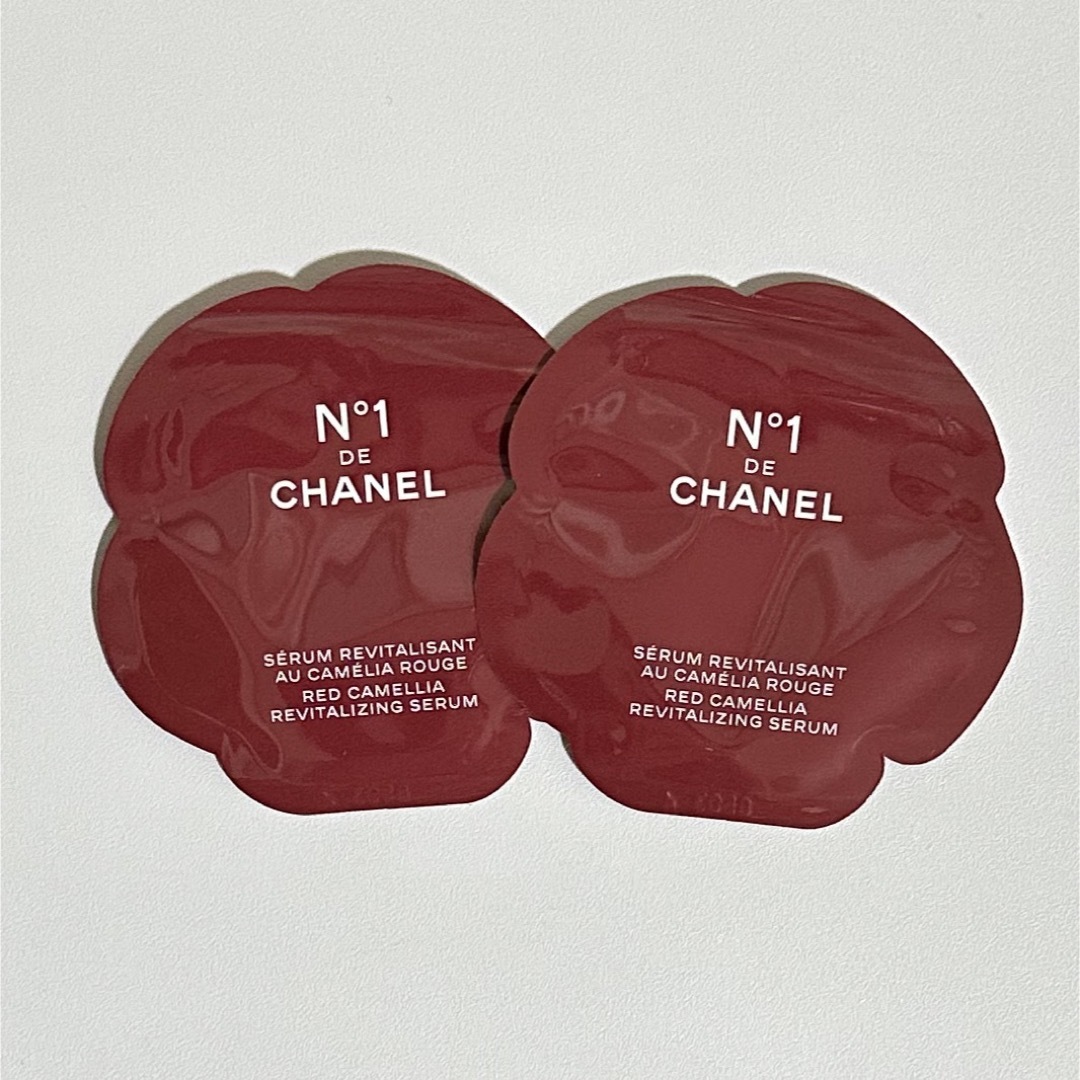 CHANEL(シャネル)のCHANEL 試供品 セラム N°1 ドゥシャネル 美容液 /2個 コスメ/美容のキット/セット(サンプル/トライアルキット)の商品写真
