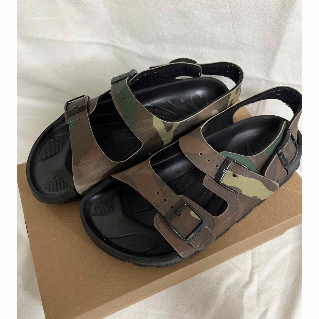 BIRKENSTOCK(ビルケンシュトック)のBirki’s サンダル　21.5センチ キッズ/ベビー/マタニティのキッズ靴/シューズ(15cm~)(サンダル)の商品写真