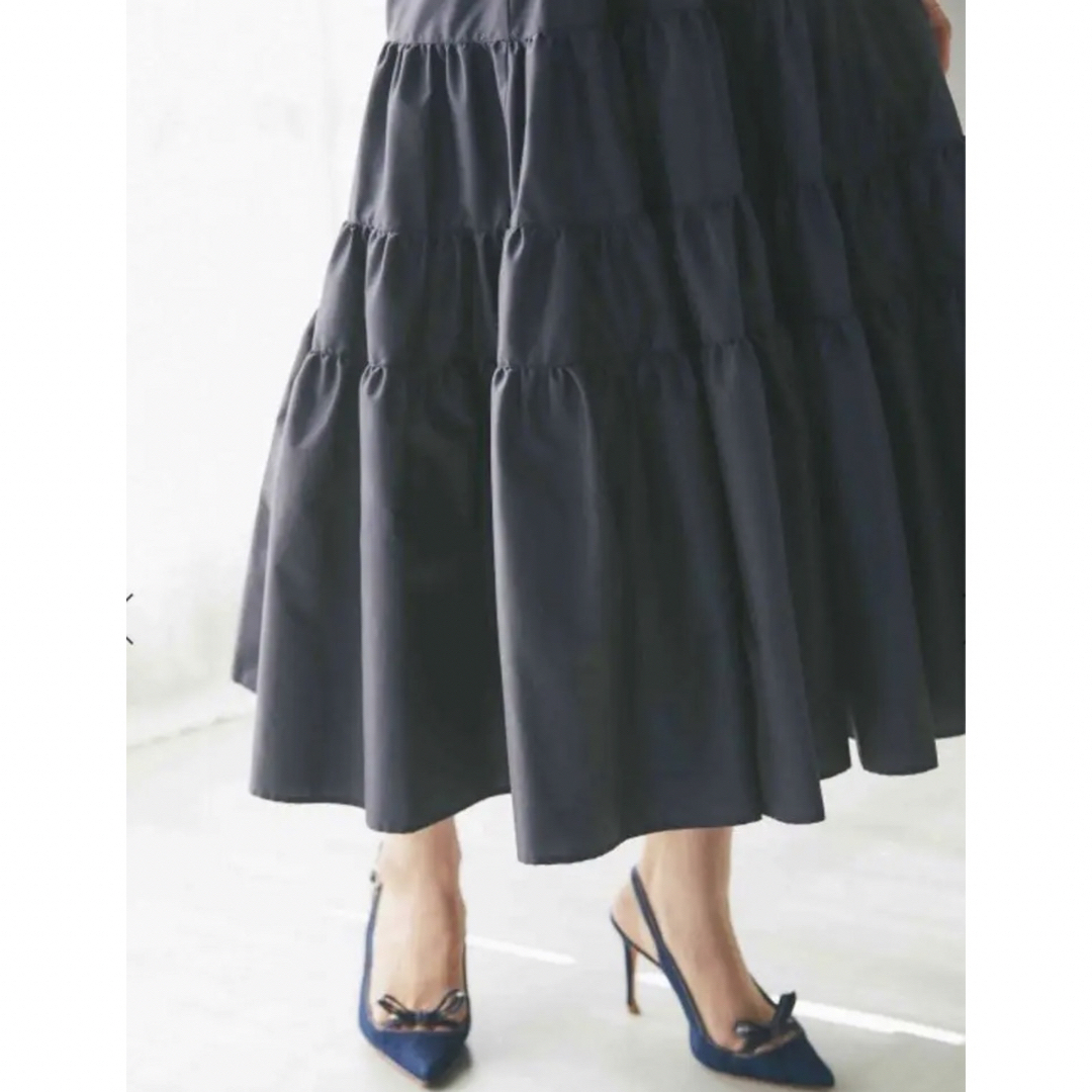 Drawer(ドゥロワー)のseventen  カラーティアードスカート　セブンテン　ネイビー レディースのスカート(ロングスカート)の商品写真