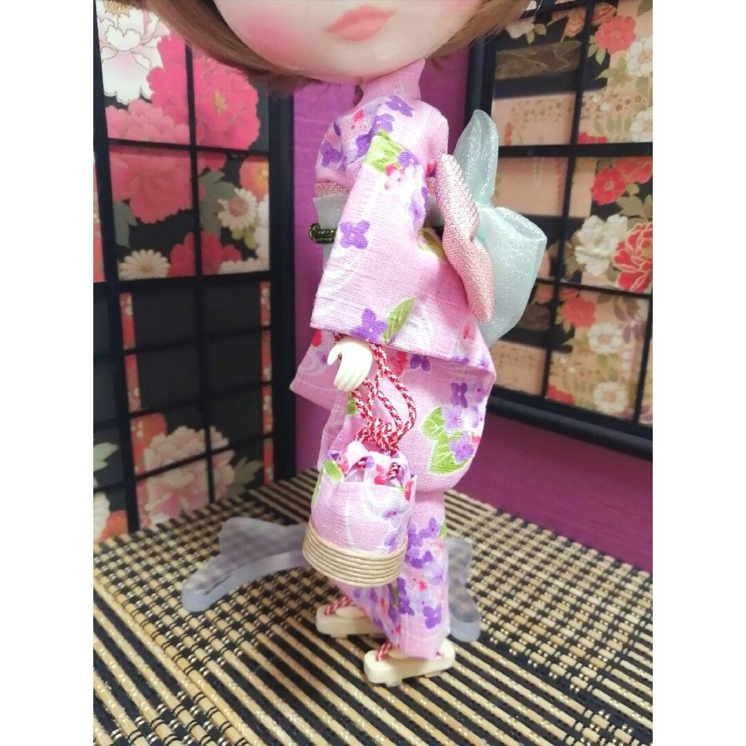 Takara Tomy(タカラトミー)のsale【夢人屋呉服店】ブライス　浴衣　紫陽花柄の浴衣セット(下駄付き) ハンドメイドのぬいぐるみ/人形(人形)の商品写真