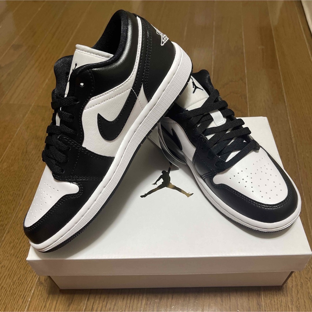 WMNS AIR  JORDAN 1LOWスニーカー