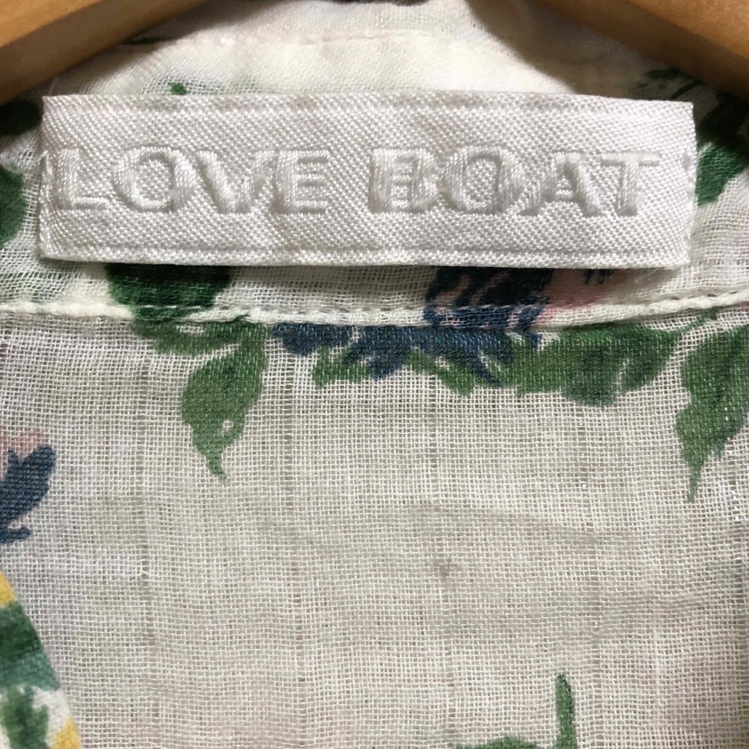 LOVE BOAT(ラブボート)の花柄シアーシャツ レディースのトップス(シャツ/ブラウス(長袖/七分))の商品写真