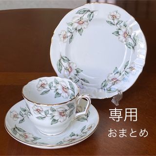 ウェッジウッド(WEDGWOOD)の【英国ビンテージ】クラウンスタッフォード★ホワイトニゲル★トリオとおまとめ(食器)