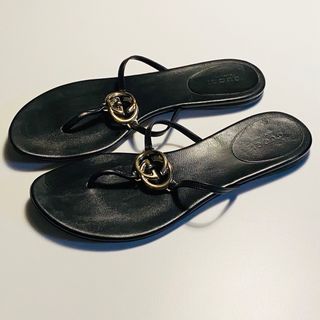 グッチ(Gucci)のGUCCI グッチ トング サンダル GG BRITT ブラック 36.0 (サンダル)