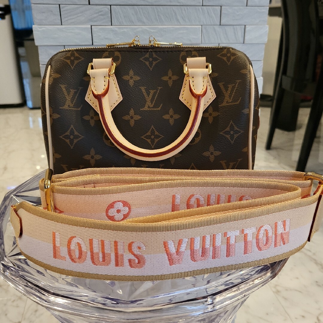 LOUIS VUITTON(ルイヴィトン)の新品未使用♡　ルイヴィトン　スピーディー　20 レディースのバッグ(ショルダーバッグ)の商品写真