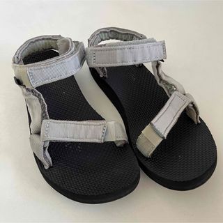 テバ(Teva)のteva (サンダル)