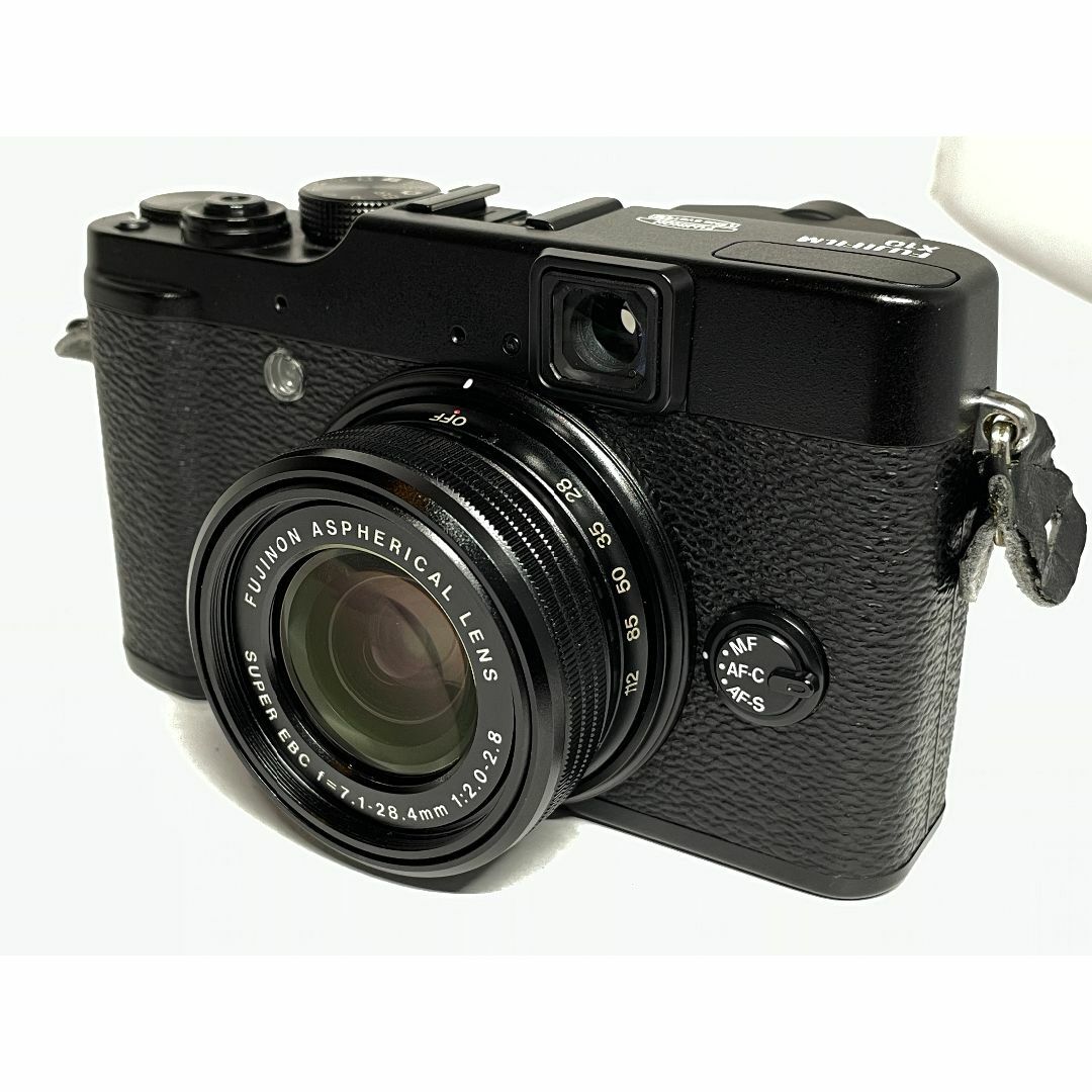 FUJIFILM X10