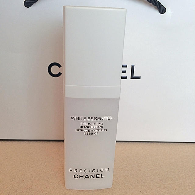 CHANEL(シャネル)のCHANEL  薬用ホワイトニング美容液 コスメ/美容のスキンケア/基礎化粧品(美容液)の商品写真