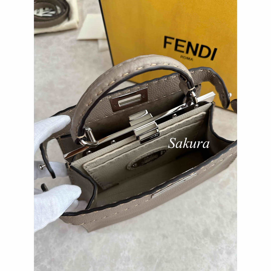 FENDI - FENDI ピーカブー アイシーユー スモールセレリア 前 FENDI - FENDI ピーカブー アイシーユー スモールセレリア 前