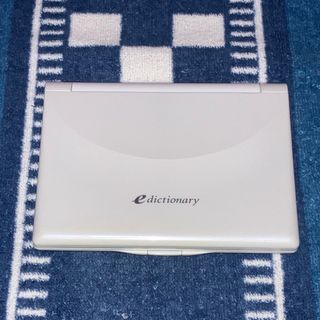 シャープ(SHARP)のSHARP 電子辞書 edictionary PW-9400 ※裏面シール跡有り(電子ブックリーダー)