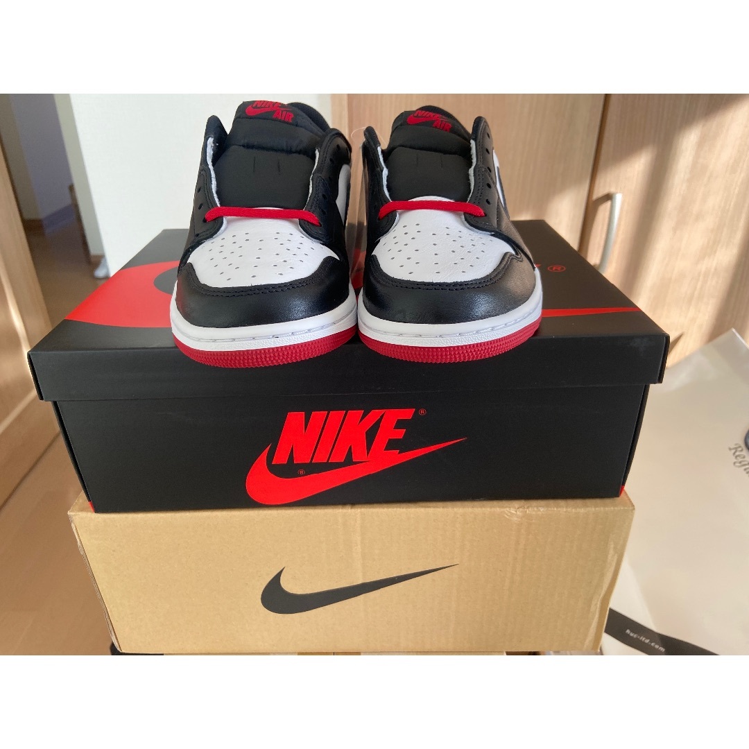 NIKE(ナイキ)のNike Air Jordan 1 Retro Low OG Black Toe メンズの靴/シューズ(スニーカー)の商品写真