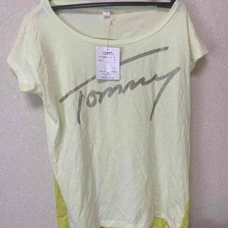 トミーヒルフィガー(TOMMY HILFIGER)のTommy トミーヒルフィガーシャツ(Tシャツ(半袖/袖なし))