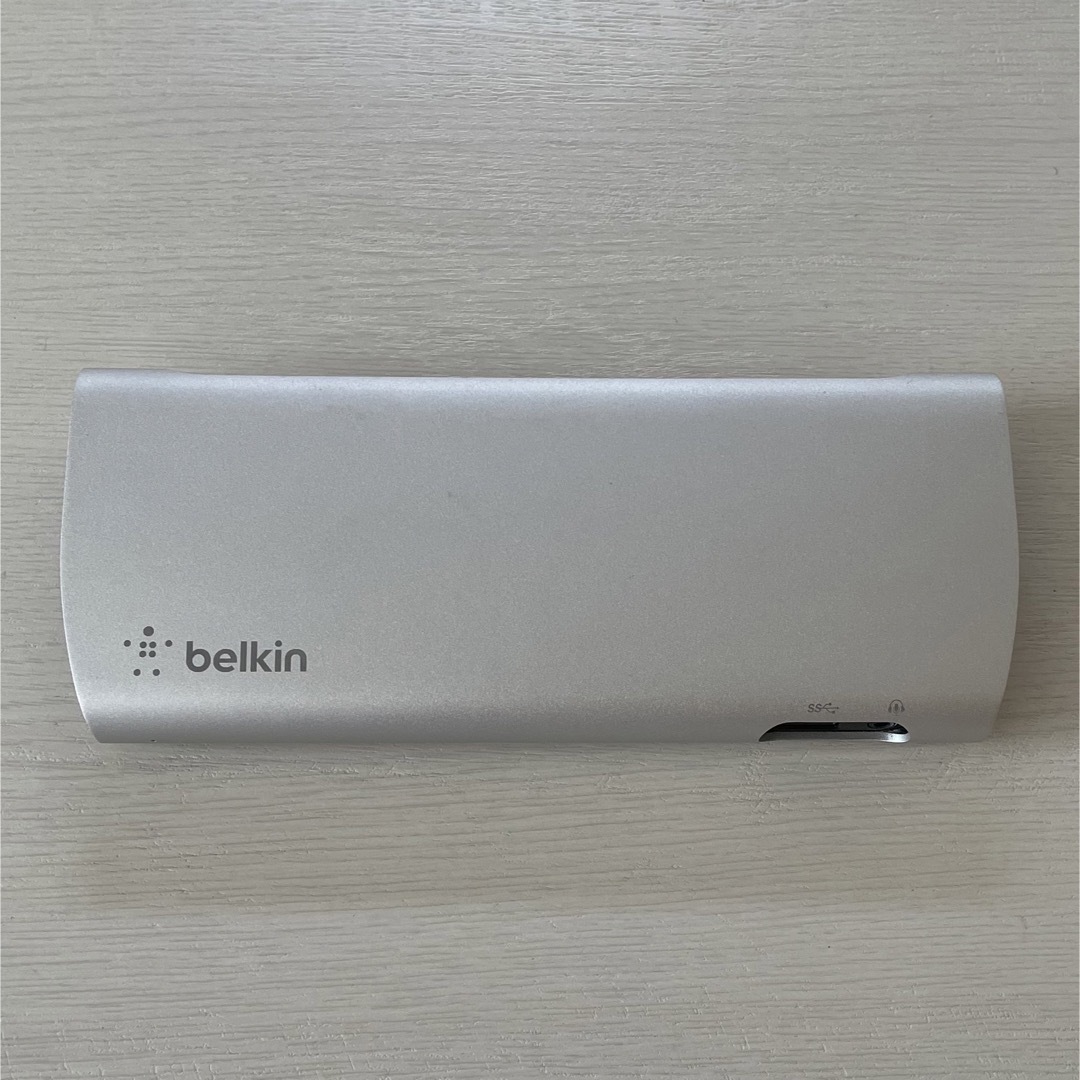 型番　F4U095  BELKIN ドッキングステーション本体のみ スマホ/家電/カメラのPC/タブレット(PC周辺機器)の商品写真