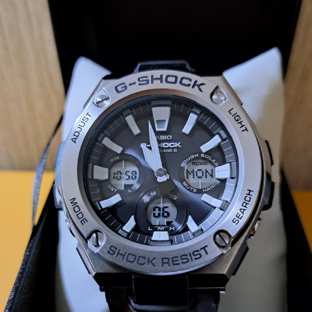 ニャースさんカシオ G-SHOCK