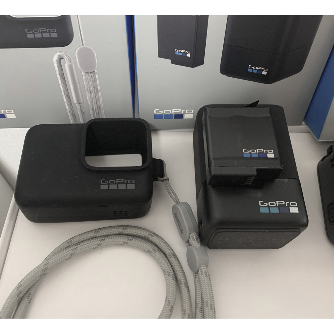 GoPro - GoPro HERO6 BLACK 付属品(三脚、バッテリー、シリコンカバー