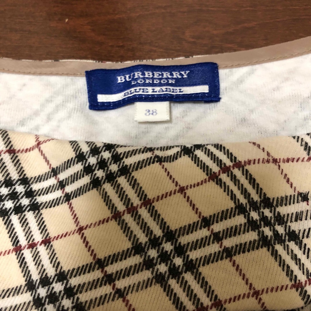 BURBERRY BLUE LABEL(バーバリーブルーレーベル)のBurberry London  BLUE LABEL レディースのトップス(Tシャツ(長袖/七分))の商品写真